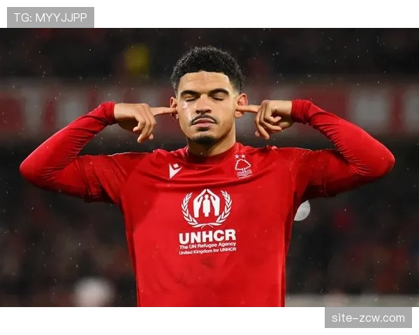 吉布斯怀特13球3助 森林保级路上最关键球员